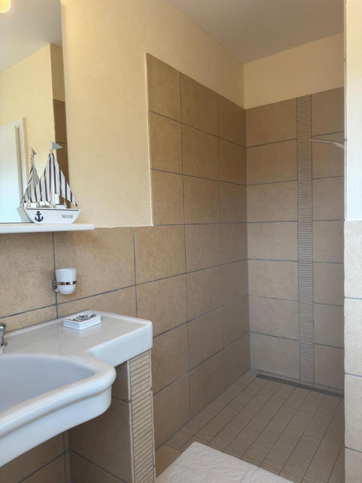 Gaestehaus Ina-Maria, Apartments Obernhof Экстерьер фото